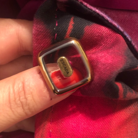 ESCADA Blazer - Picture 6 of 8